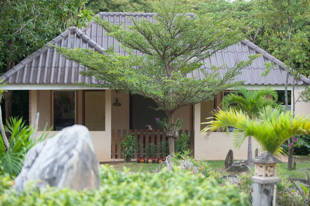 Dusit Talai Resort Nong Nam Daeng Zewnętrze zdjęcie